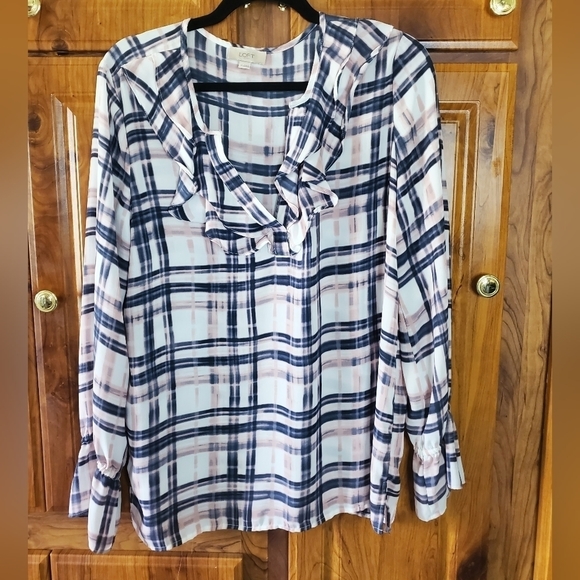 LOFT Pastel Pink Plaid Collared Size M Blouse - Picture 1 of 7